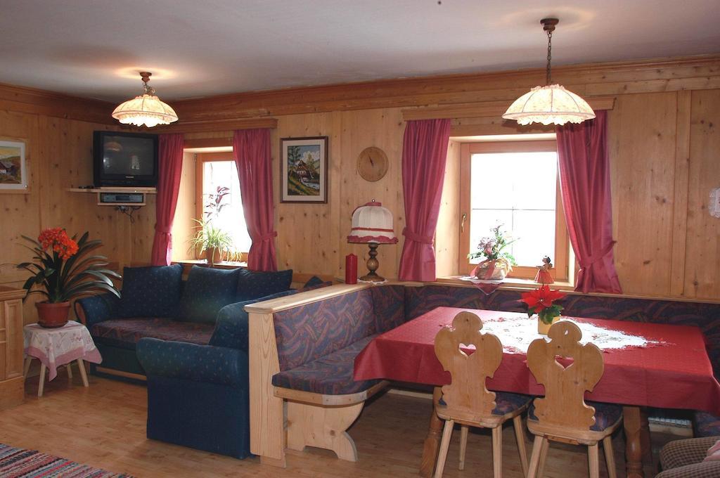 Oberschoellberghof Lutago Pokoj fotografie